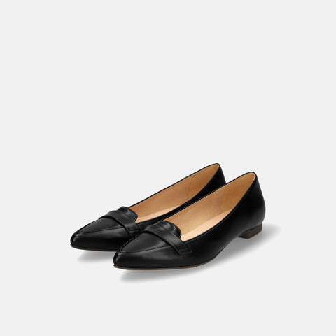 10% OFF: 2024SSBI: Low-cut pointed-toe loafers (124) Black