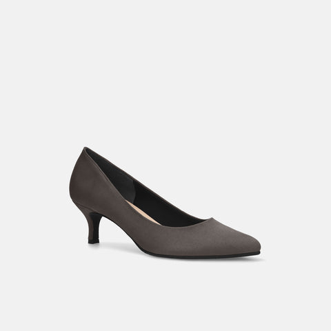 2025AW：ポインテッドトゥ スエードパンプス（m55225）チャコールS/mamian（マミアン）
