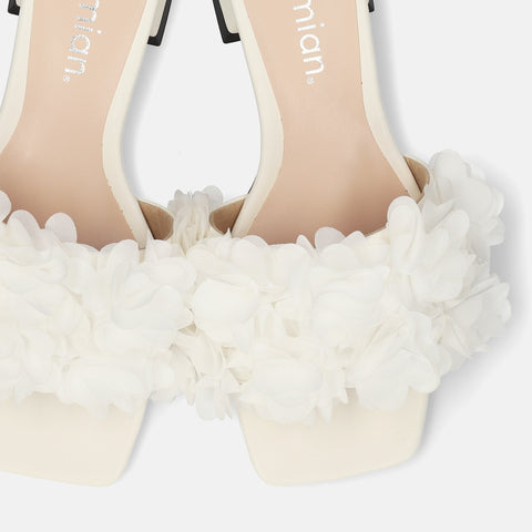 40%OFF：2025SS：ボリュームフリル フラットサンダル（m10bn14）ホワイト/mamian（マミアン）