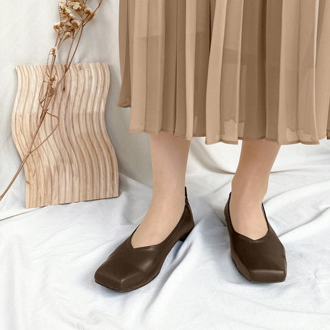 ラストワン50%OFF：スクエアトゥ Vカット フラットシューズ（1513）Dブラウン/mamian（マミアン）