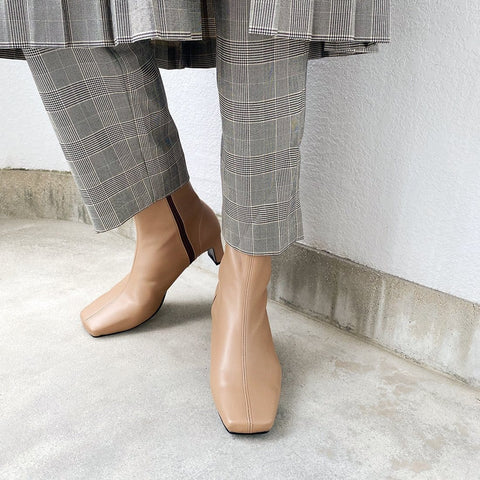 60%OFF：ワイドスクエアトゥ ショートブーツ（5400）ベージュ/mamian（マミアン）